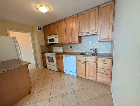 5455 North Sheridan Road Chicago IL 60640