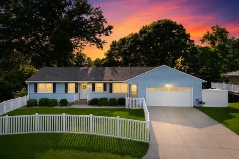 2705 32ND Avenue Court Rock Island IL 61201