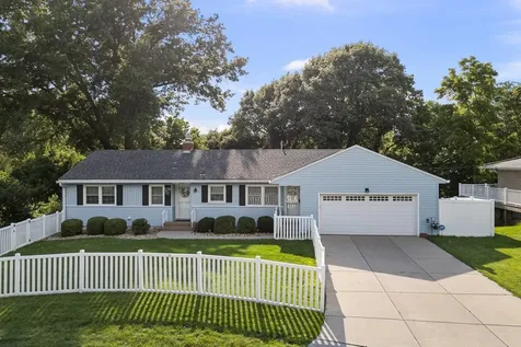 2705 32ND Avenue Court Rock Island IL 61201