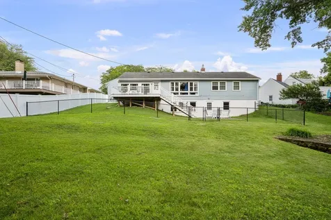 2705 32ND Avenue Court Rock Island IL 61201