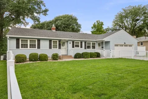 2705 32ND Avenue Court Rock Island IL 61201
