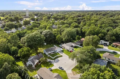 2705 32ND Avenue Court Rock Island IL 61201