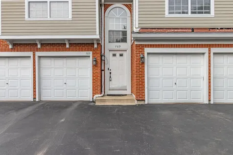 789 Grosse Pointe Circle Vernon Hills IL 60061