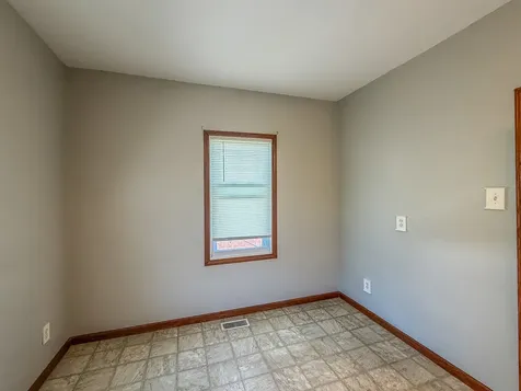617 Edgar Avenue Mattoon IL 61938