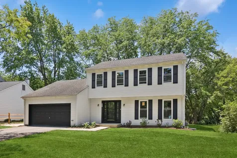 1425 Banbury Avenue St. Charles IL 60174