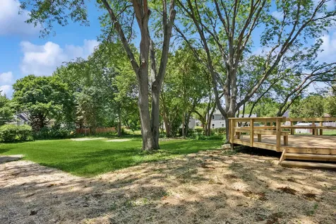 1425 Banbury Avenue St. Charles IL 60174
