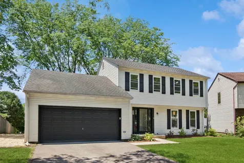1425 Banbury Avenue St. Charles IL 60174