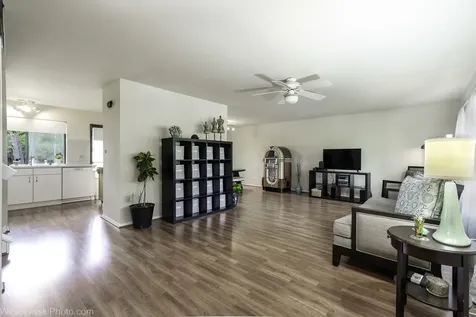 770 Yosemite Trail Roselle IL 60172