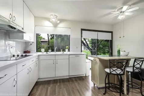 770 Yosemite Trail Roselle IL 60172