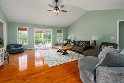 2504 Saddle Lane Marion IL 62959
