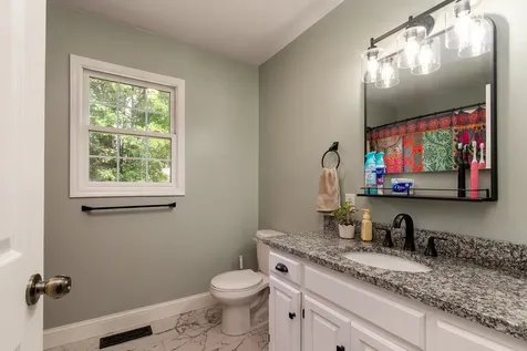 2504 Saddle Lane Marion IL 62959