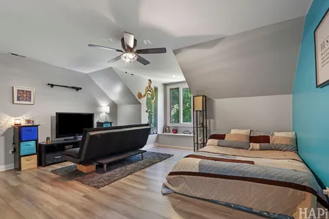 9317 Pine Needle Pass Bull Valley IL 60097