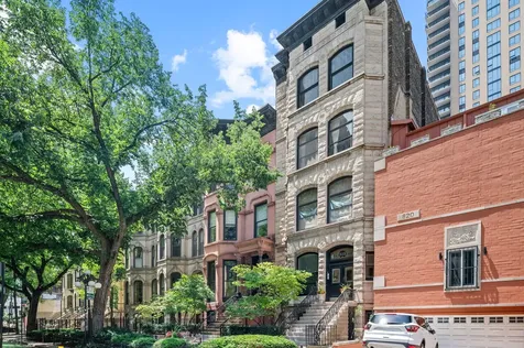 818 North Dearborn Street Chicago IL 60610
