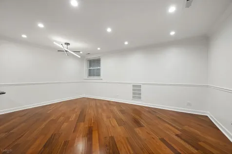 818 North Dearborn Street Chicago IL 60610