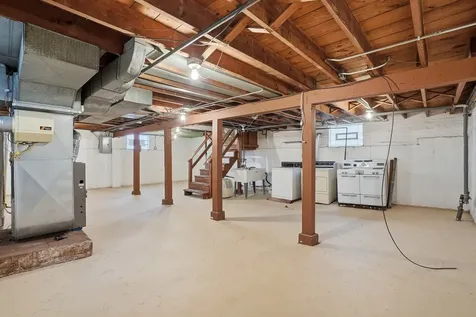 10941 South Avenue C Chicago IL 60617
