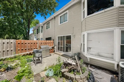 549 Norman Road Bolingbrook IL 60440