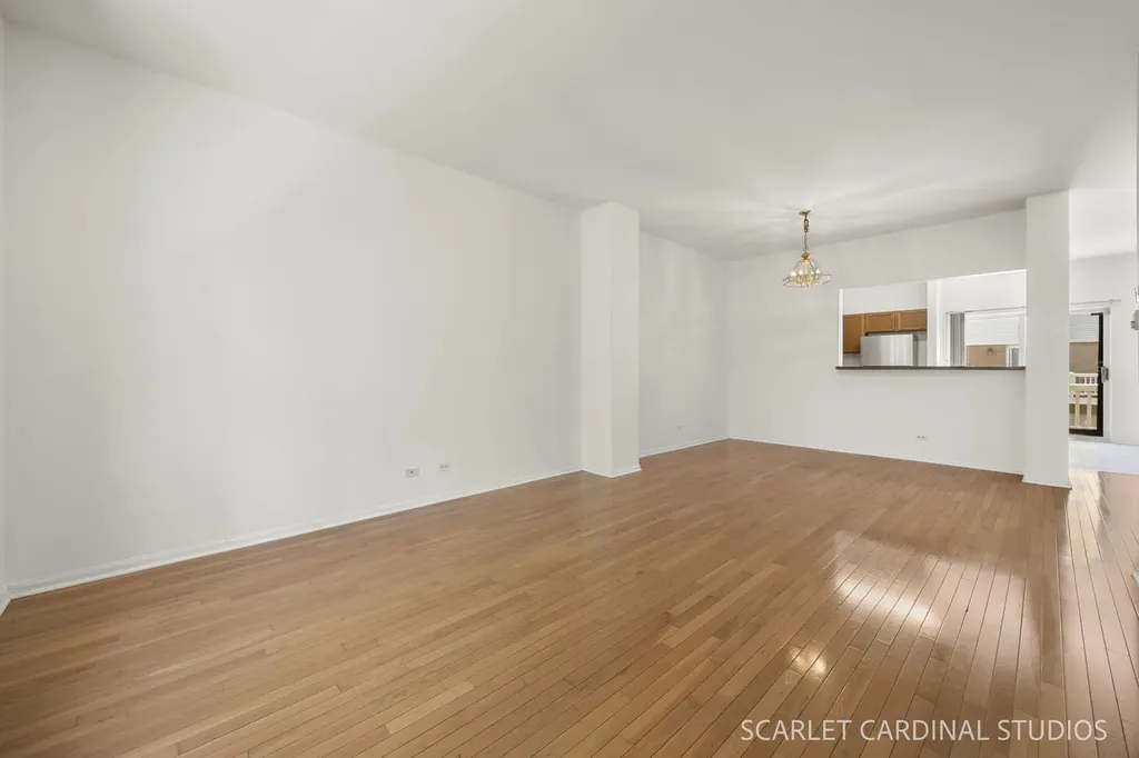 2125 West Concord Lane Addison IL 60101