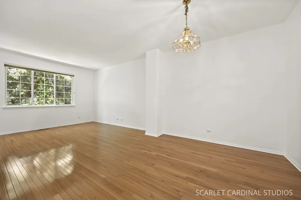 2125 West Concord Lane Addison IL 60101