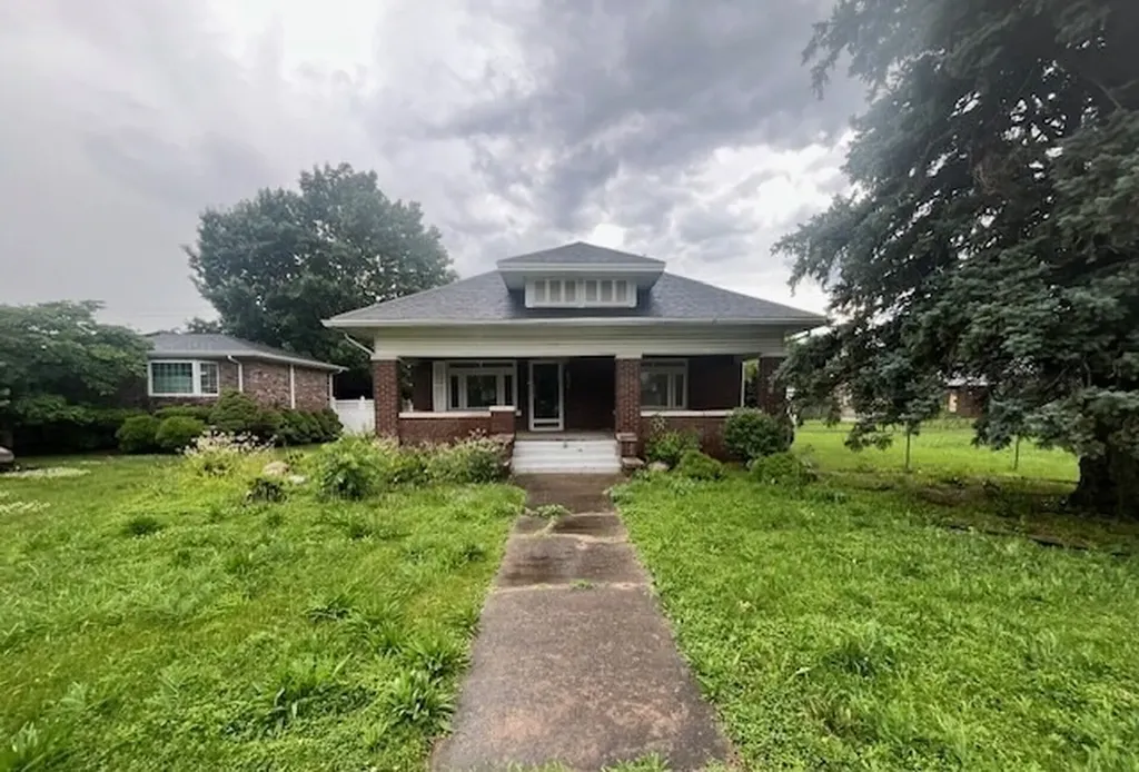 604 North State Street Westville IL 61883