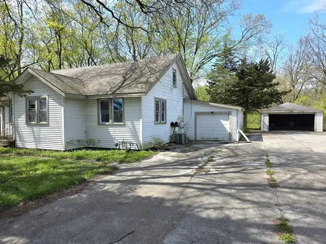 18106 Sayre Avenue Tinley Park IL 60477
