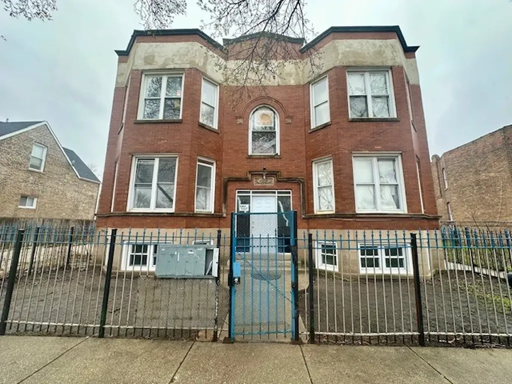 4035-37 West Harrison Street Chicago IL 60624
