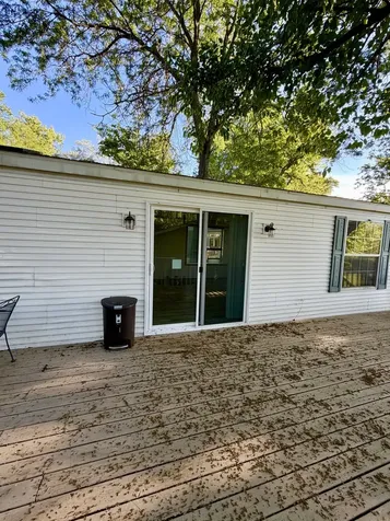 1009 Bay Road Mchenry IL 60051