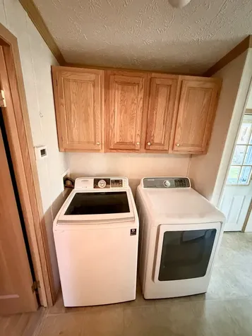 1009 Bay Road Mchenry IL 60051