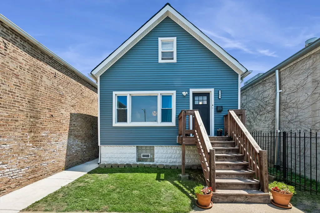 8243 South Halsted Street Chicago IL 60620