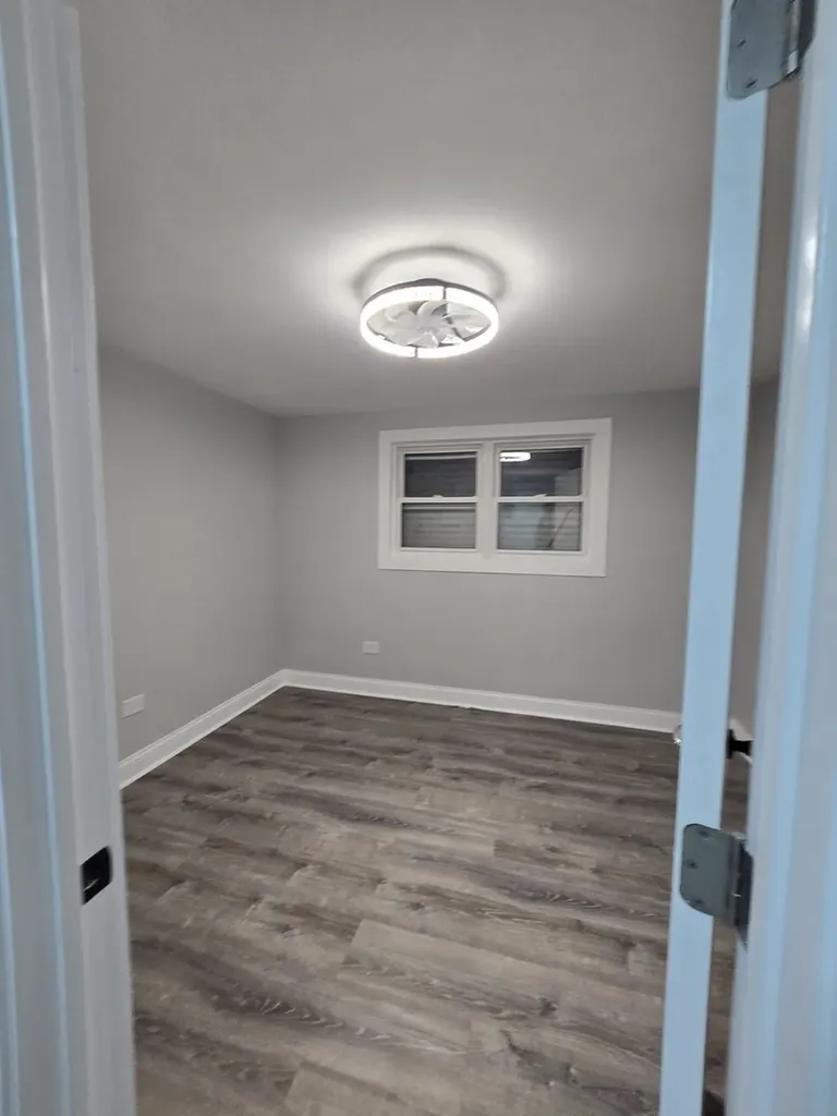 8505 South King Drive Chicago IL 60619