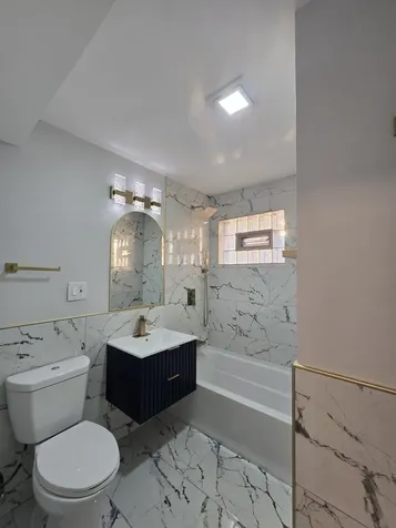 8505 South King Drive Chicago IL 60619