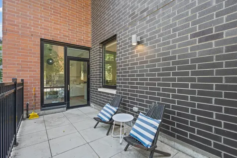 1648 West Division Street Chicago IL 60622