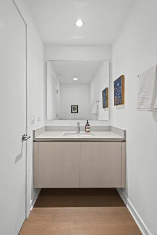 1648 West Division Street Chicago IL 60622