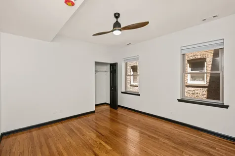 6808 South Paxton Avenue Chicago IL 60649