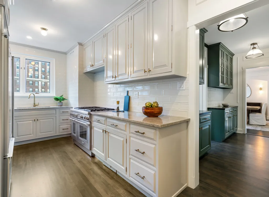 3800 North Lake Shore Drive Chicago IL 60613