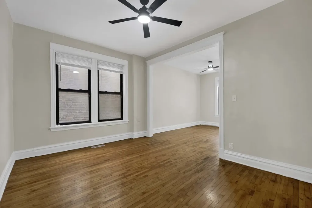 614 South Loomis Street Chicago IL 60607