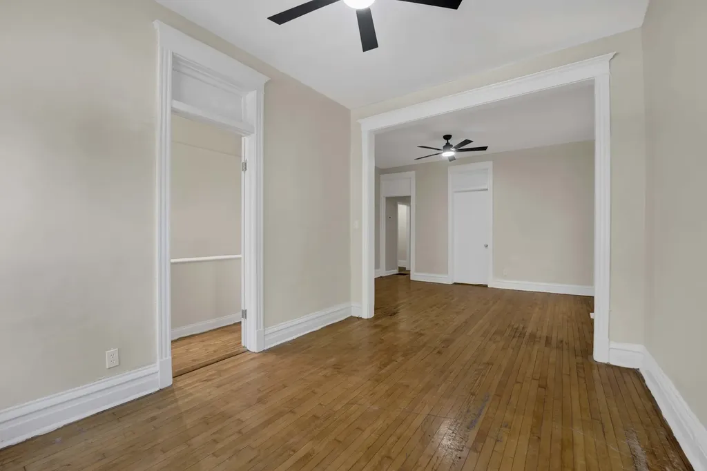 614 South Loomis Street Chicago IL 60607