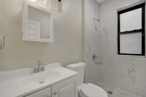 614 South Loomis Street Chicago IL 60607