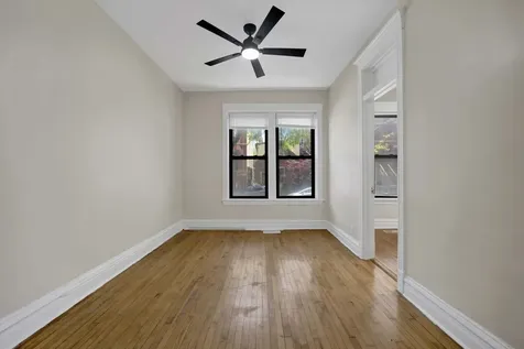 614 South Loomis Street Chicago IL 60607