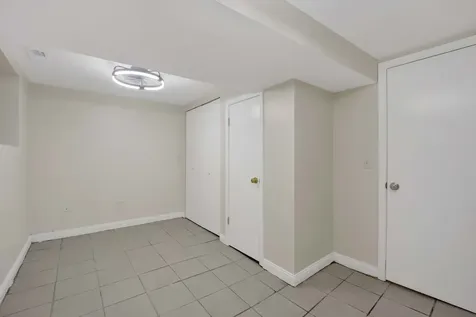 614 South Loomis Street Chicago IL 60607