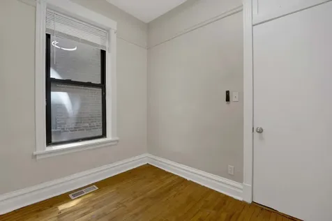 614 South Loomis Street Chicago IL 60607
