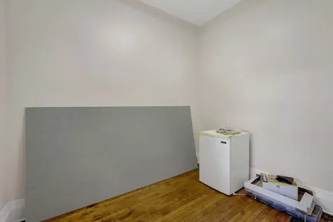 614 South Loomis Street Chicago IL 60607