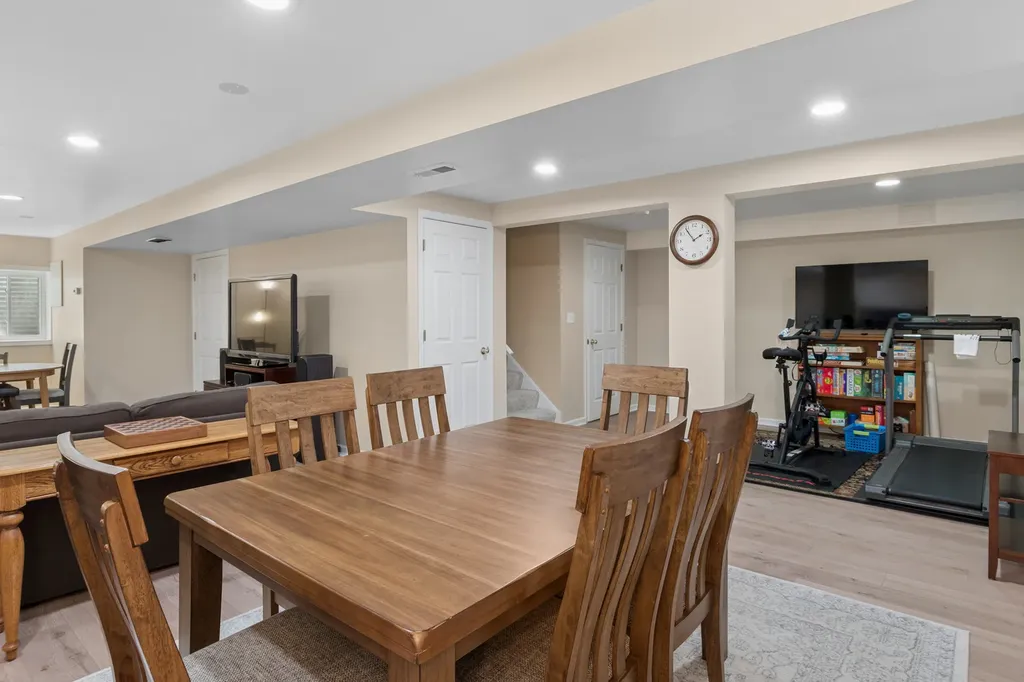 964 Lakestone Lane Aurora IL 60504