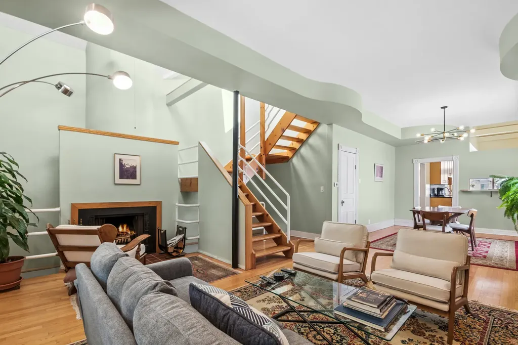 3013 North Racine Avenue Chicago IL 60657
