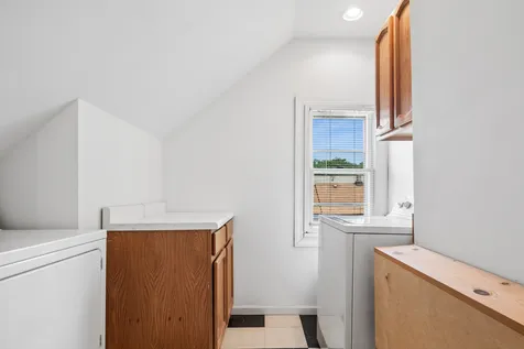 3013 North Racine Avenue Chicago IL 60657