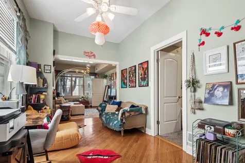 3013 North Racine Avenue Chicago IL 60657