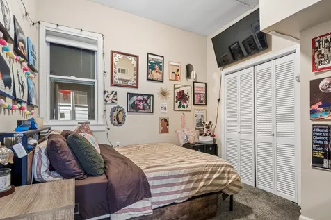3013 North Racine Avenue Chicago IL 60657