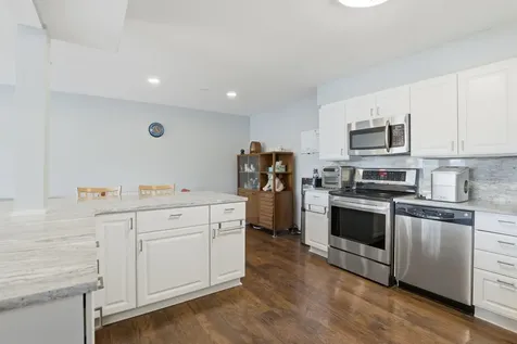 925 Spring Hill Drive Northbrook IL 60062