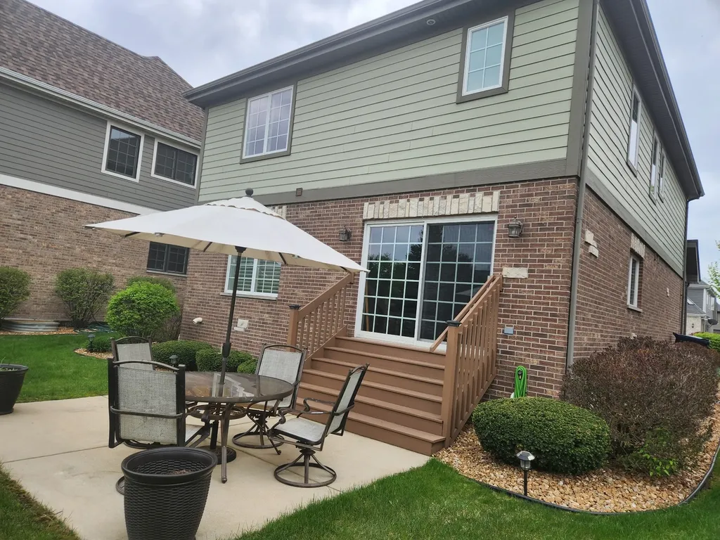 9434 Rich Lane Orland Park IL 60467