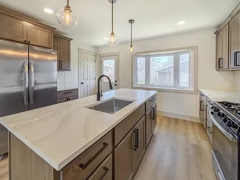 127 North Cedar Lane Glenwood IL 60425