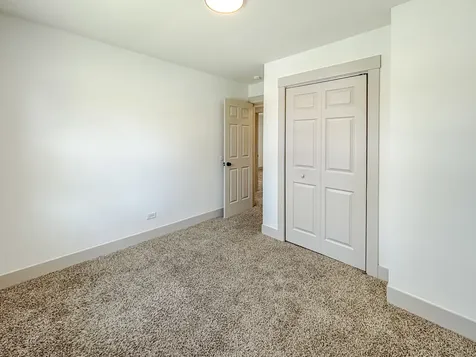 127 North Cedar Lane Glenwood IL 60425